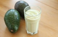 Avocado-banaan milkshake