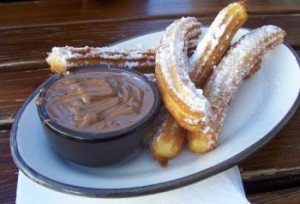 Churros (gefrituurde deegstengels)